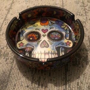 Ash Tray